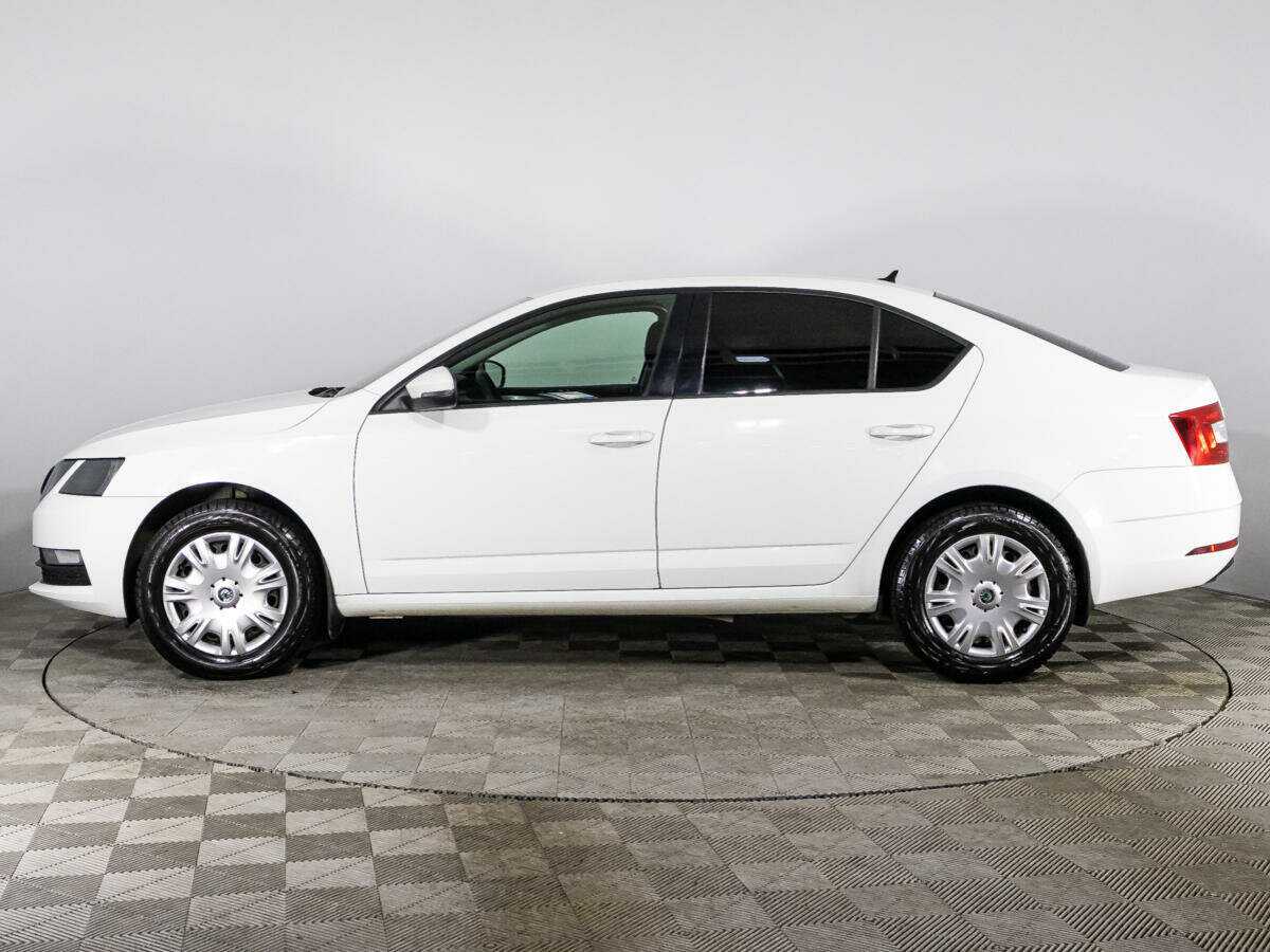 Купить Skoda Octavia с пробегом. Фото: #7