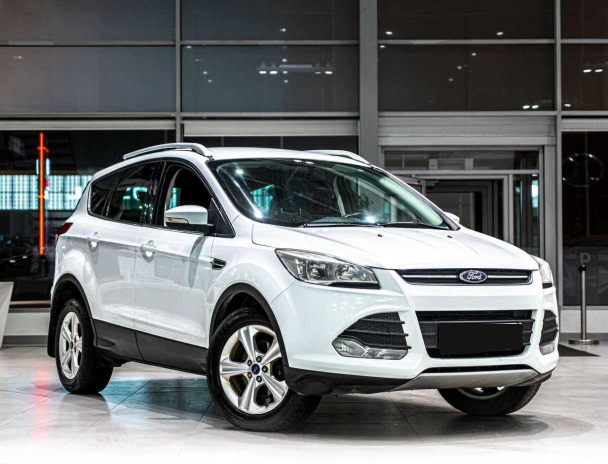 Купить Ford Kuga с пробегом. Фото: #1