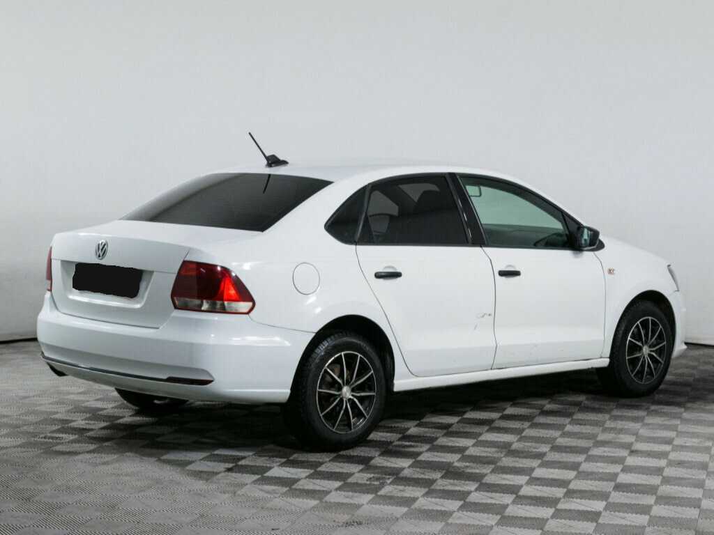 Купить Volkswagen Polo с пробегом. Фото: #3