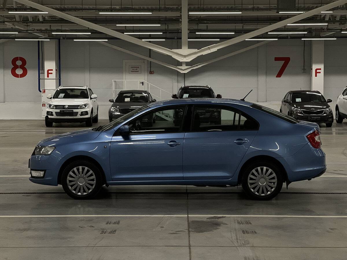 Купить Skoda Rapid с пробегом. Фото: #7