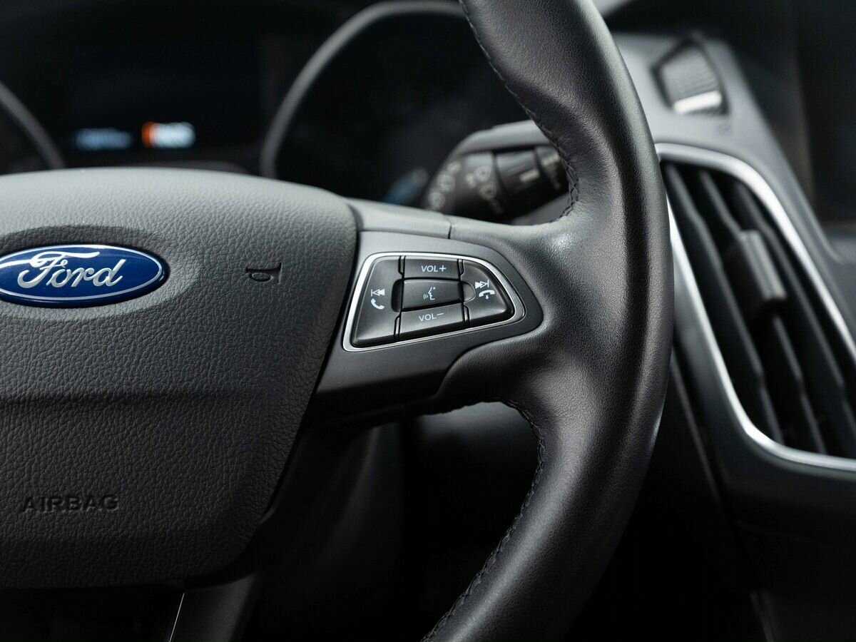 Купить Ford Focus с пробегом. Фото: #15