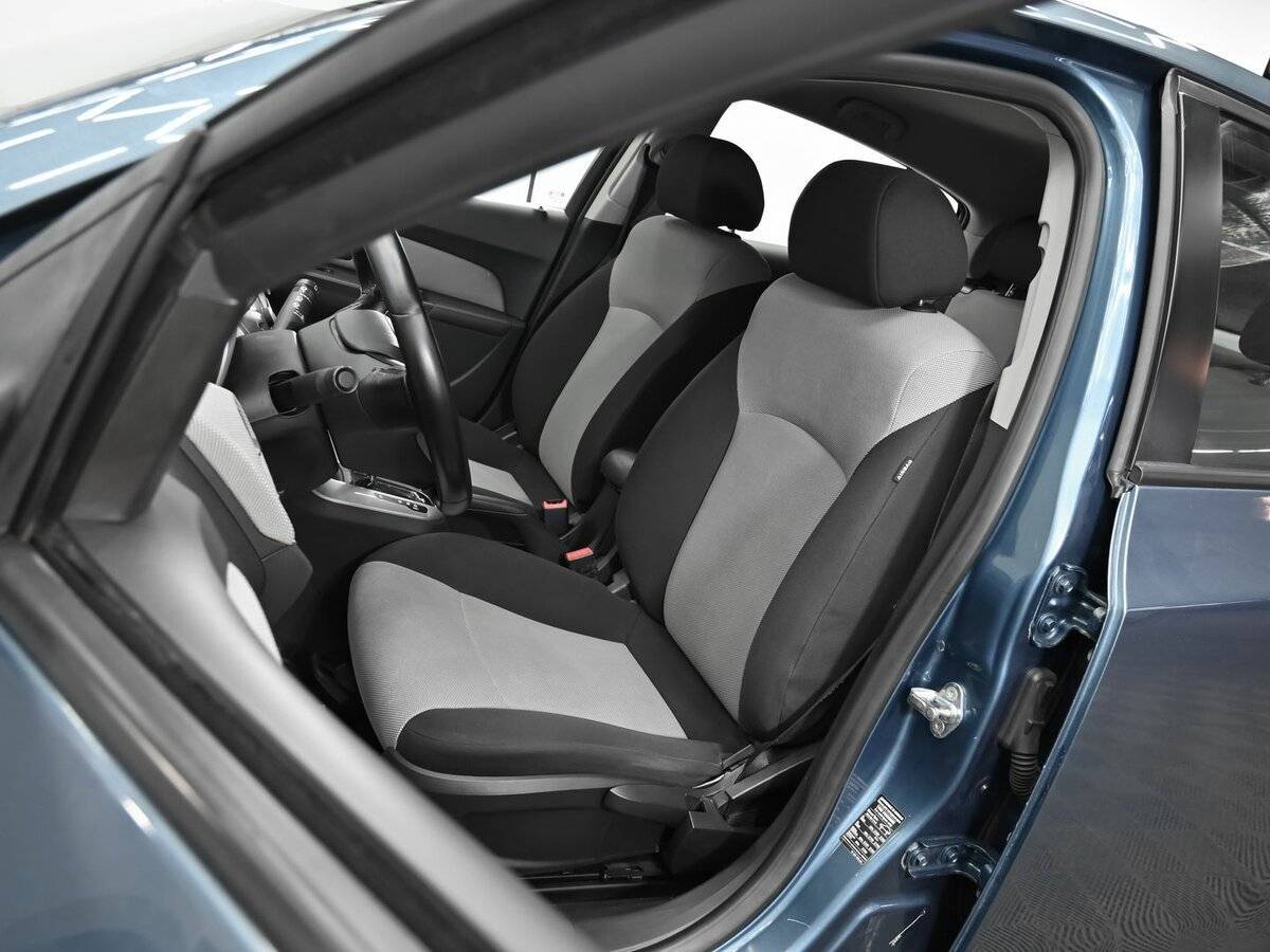 Купить Chevrolet Cruze с пробегом. Фото: #5