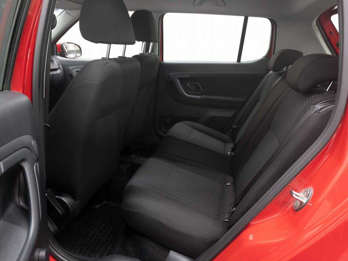 Купить Skoda Fabia с пробегом. Фото: #9