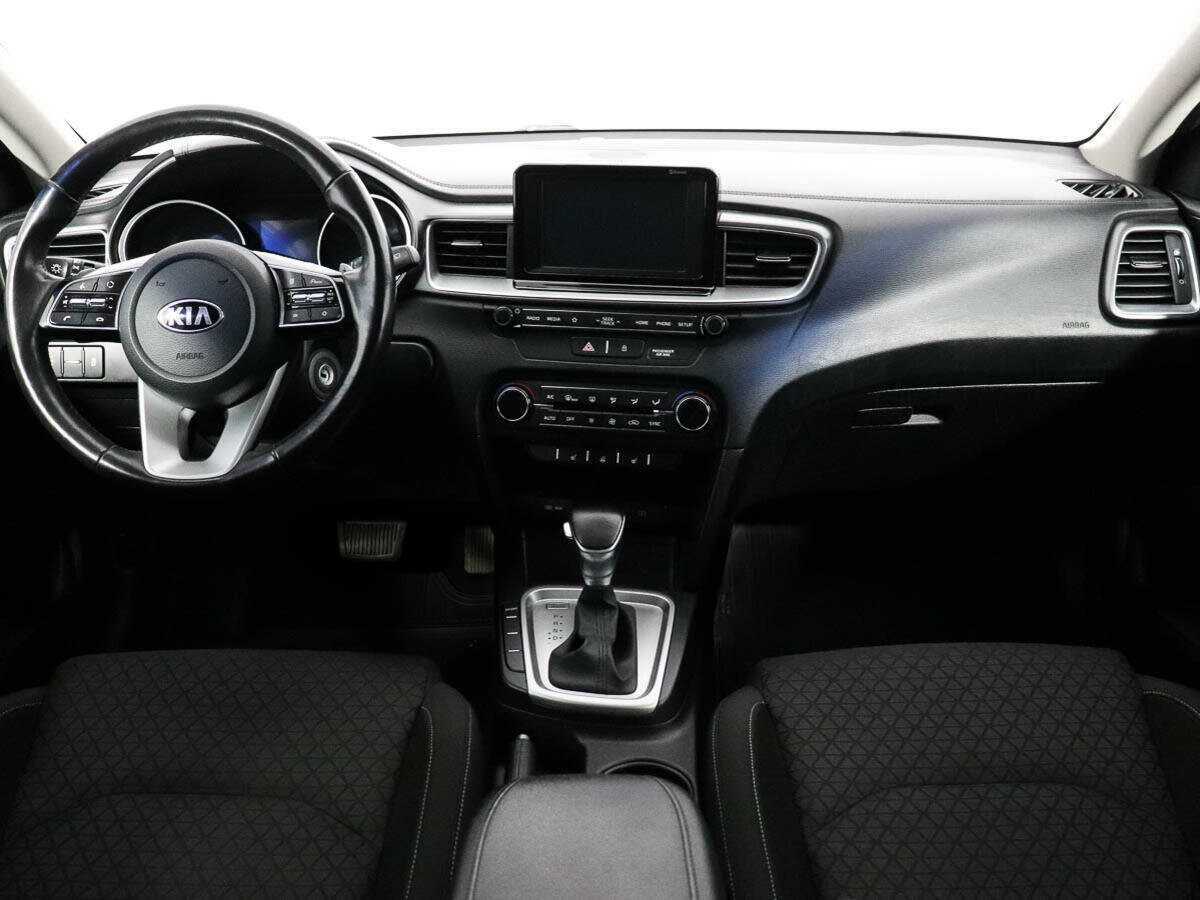 Купить Kia Ceed с пробегом. Фото: #12