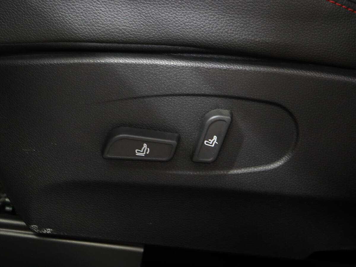 Купить Dongfeng AX7 с пробегом. Фото: #15