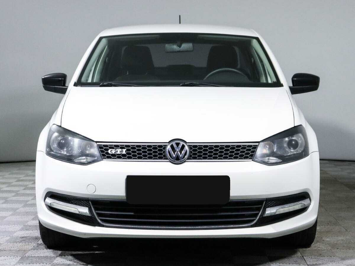 Купить Volkswagen Polo с пробегом. Фото: #1