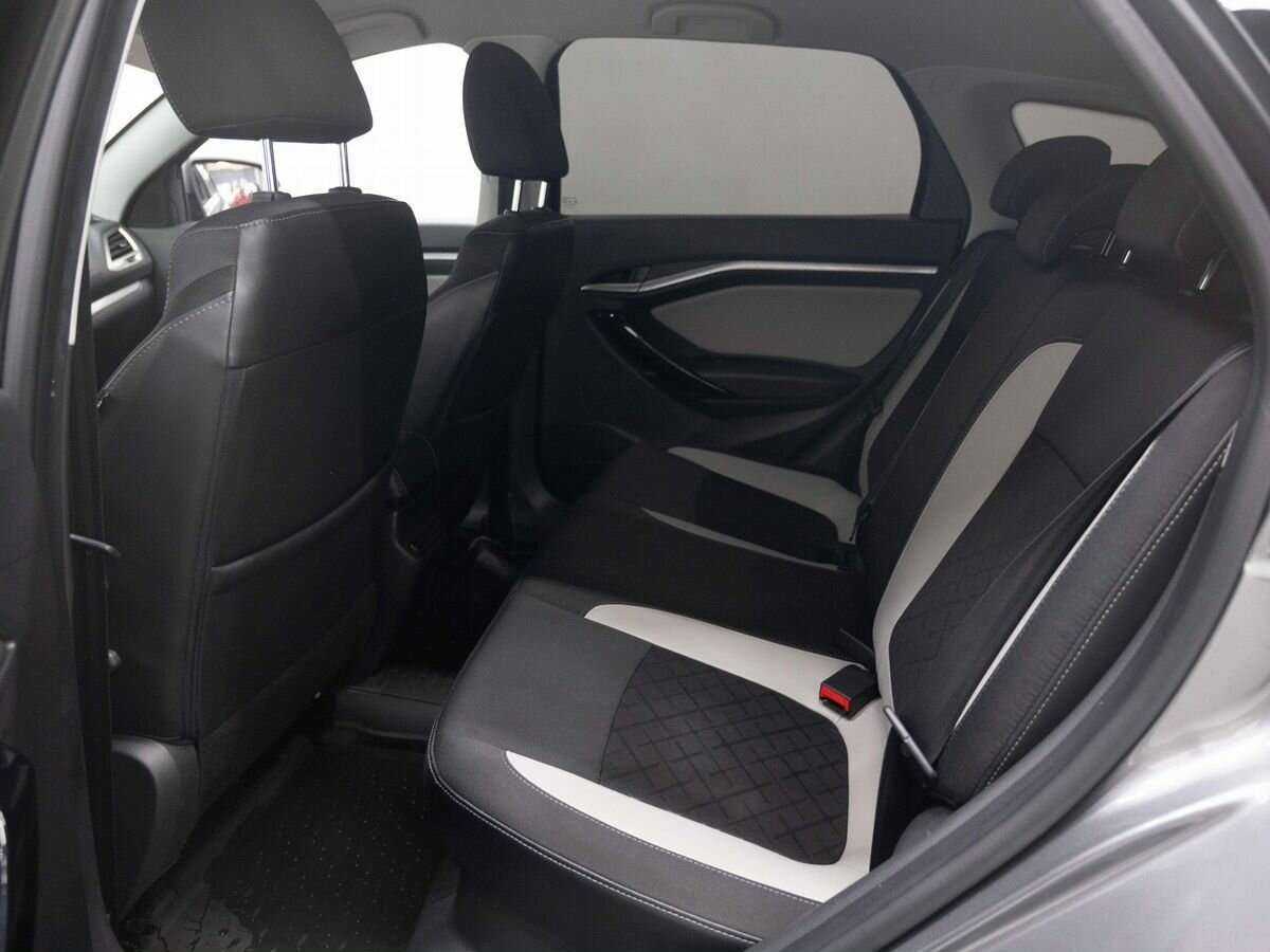 Купить Lada (ВАЗ) Vesta с пробегом. Фото: #10