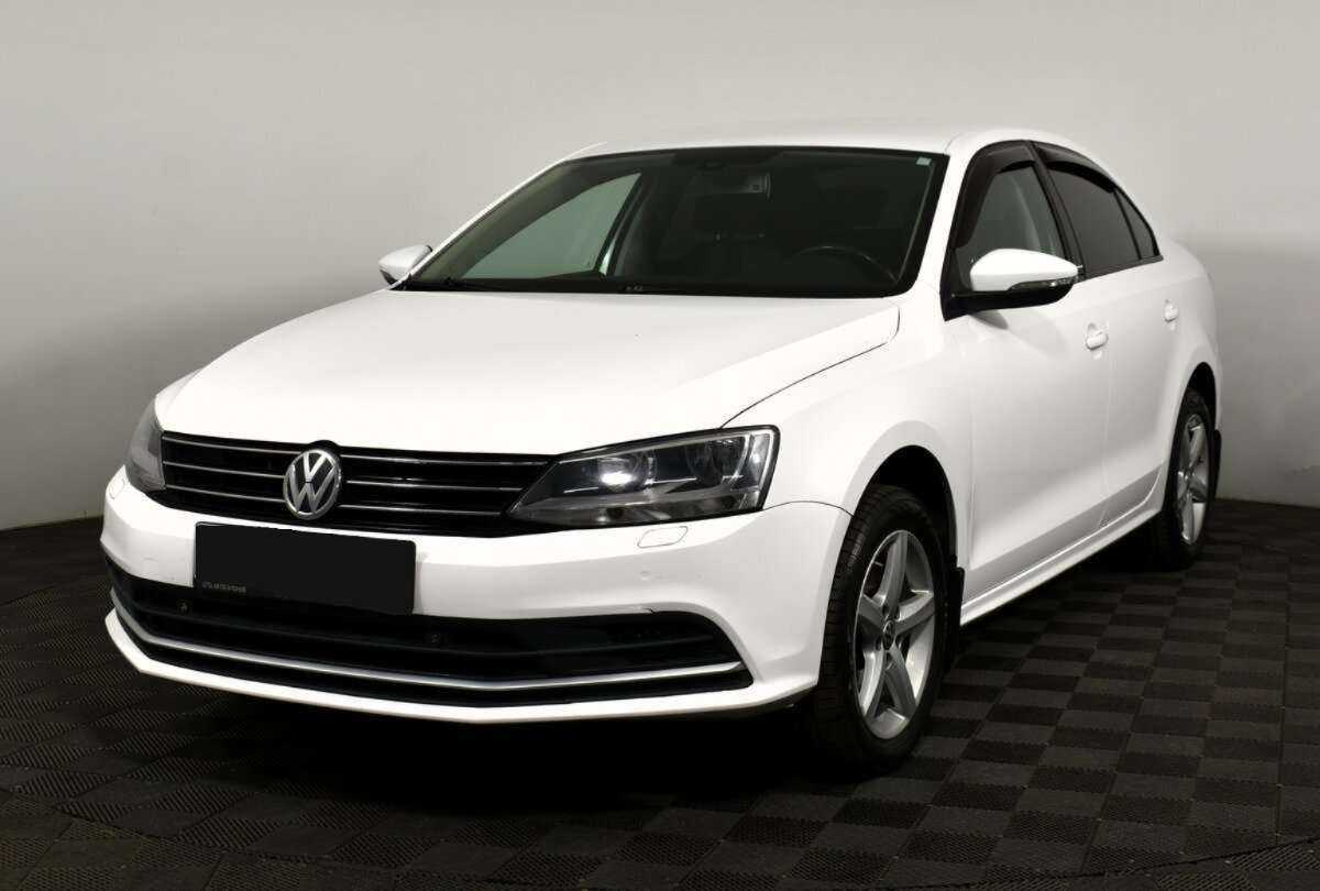 Купить Volkswagen Jetta с пробегом. Посмотреть фото