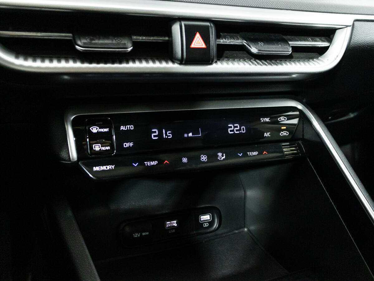 Купить Kia K5 с пробегом. Фото: #15