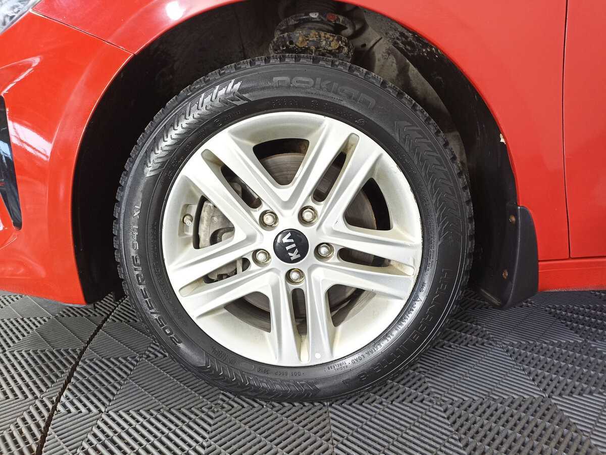 Купить Kia Ceed с пробегом. Фото: #14