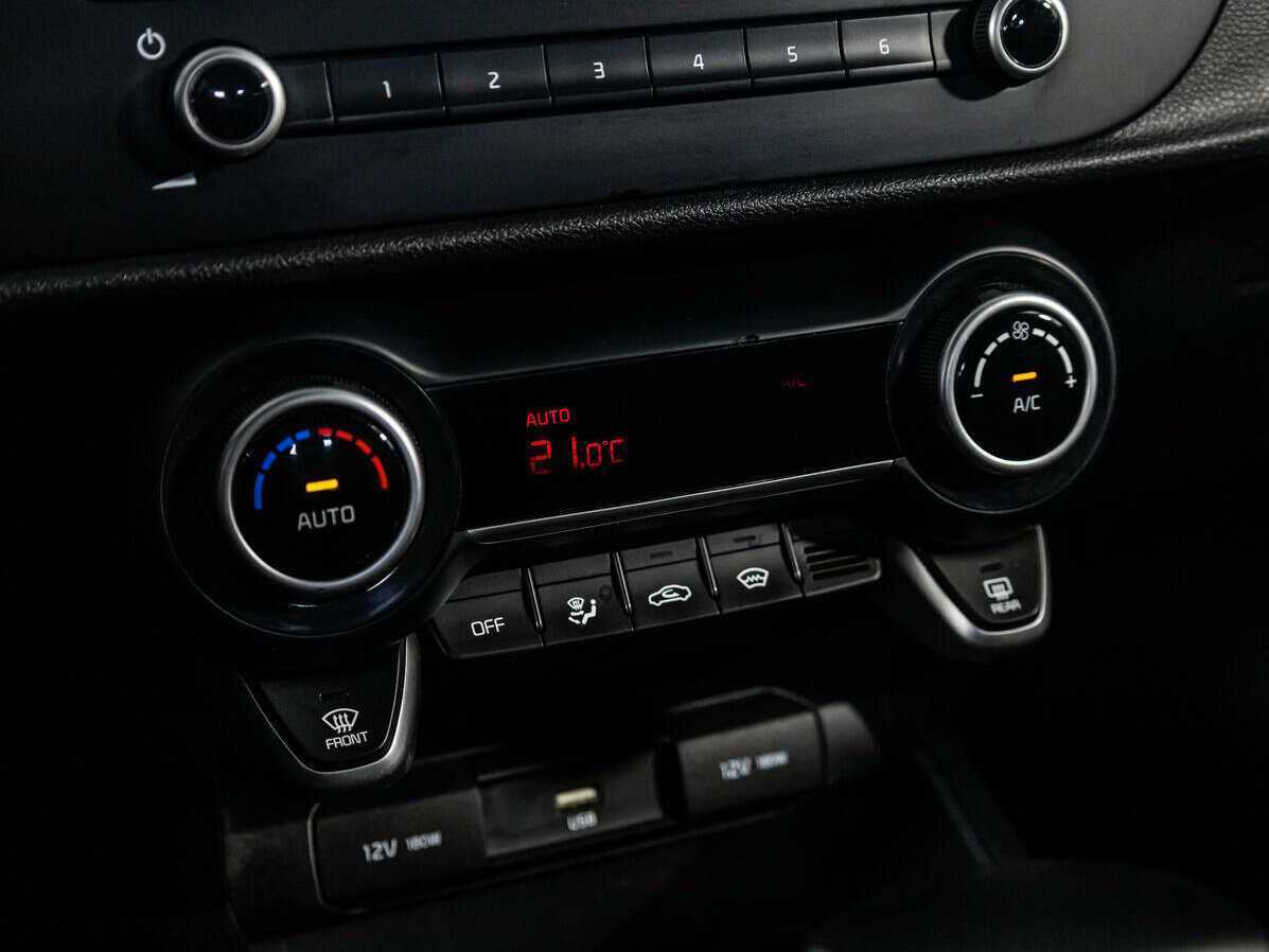 Купить Kia Rio с пробегом. Фото: #14