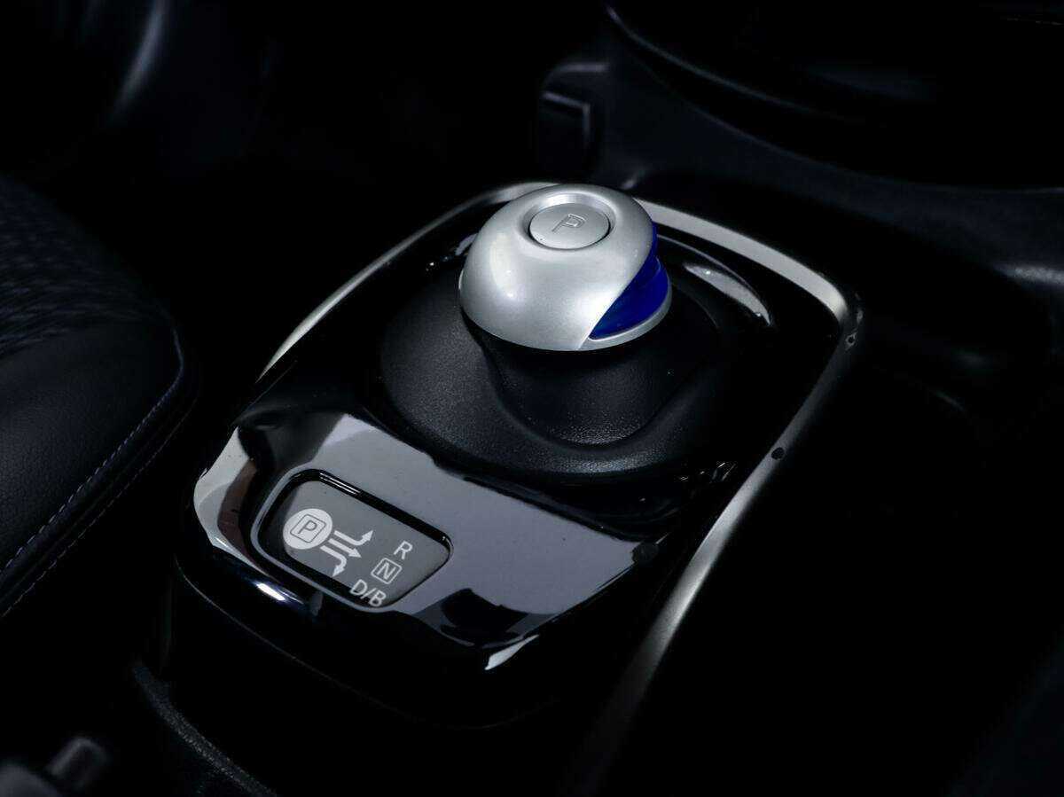 Купить Nissan Note с пробегом. Фото: #13