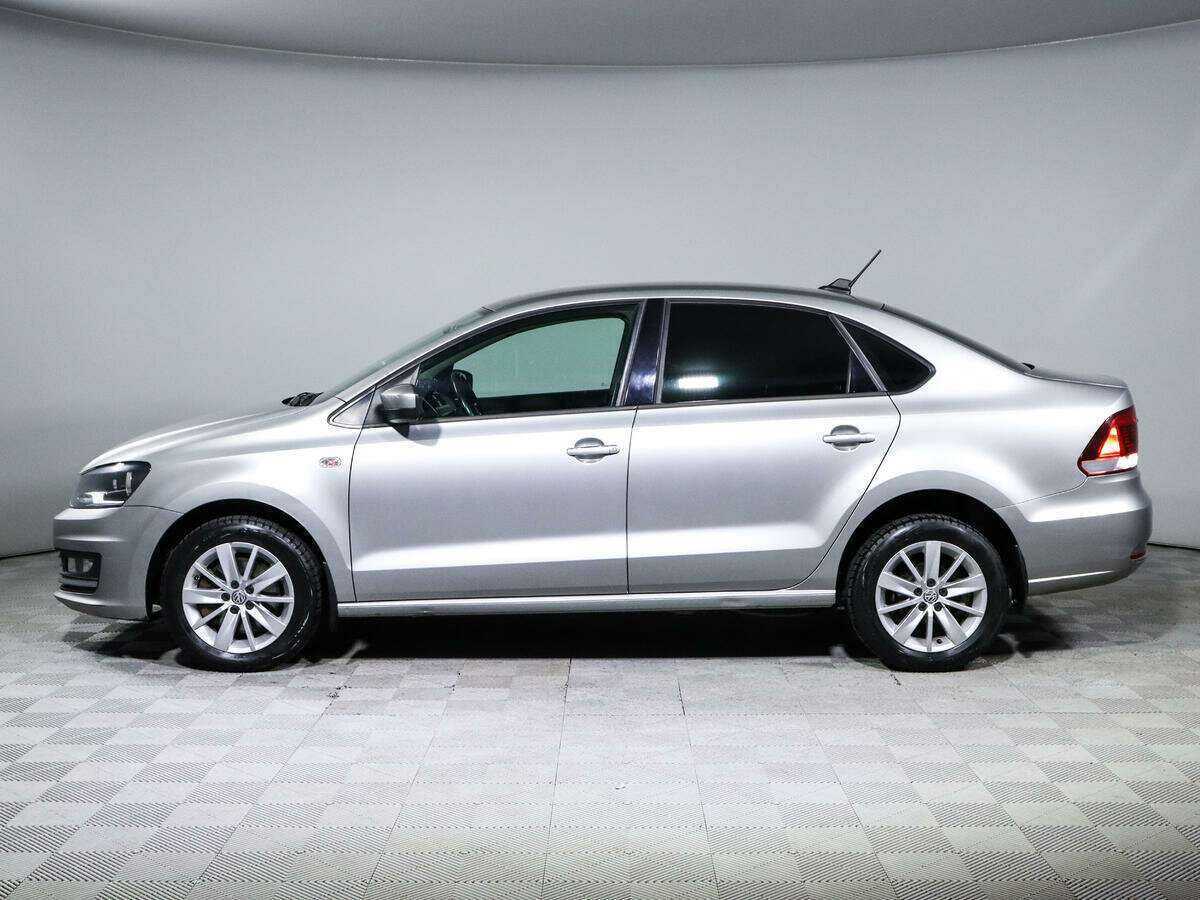 Купить Volkswagen Polo с пробегом. Фото: #6