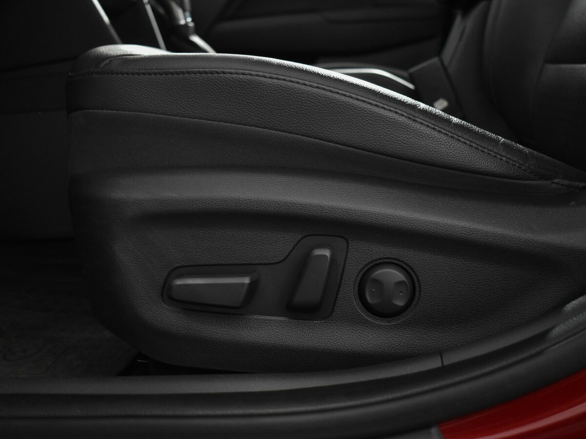 Купить Hyundai Elantra с пробегом. Фото: #15
