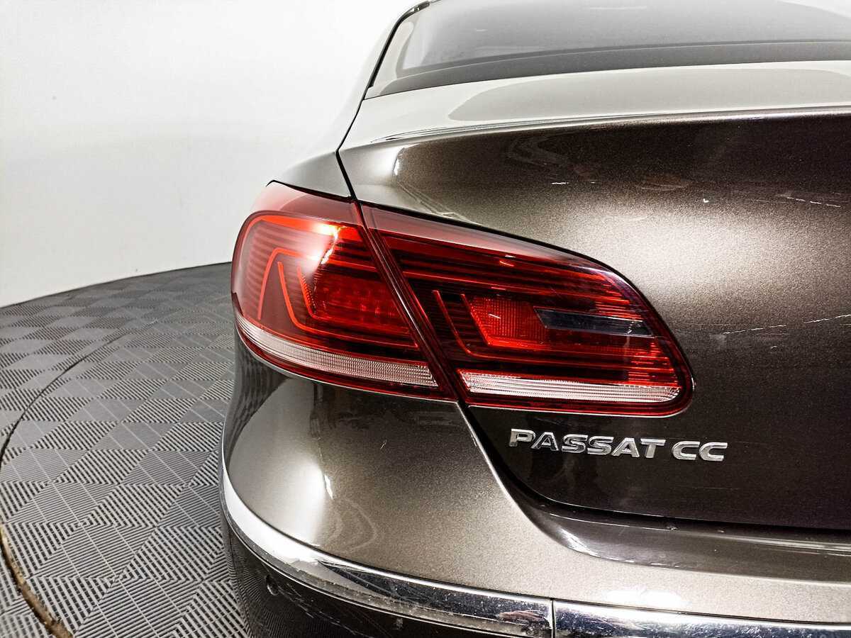Купить Volkswagen Passat CC с пробегом. Фото: #6