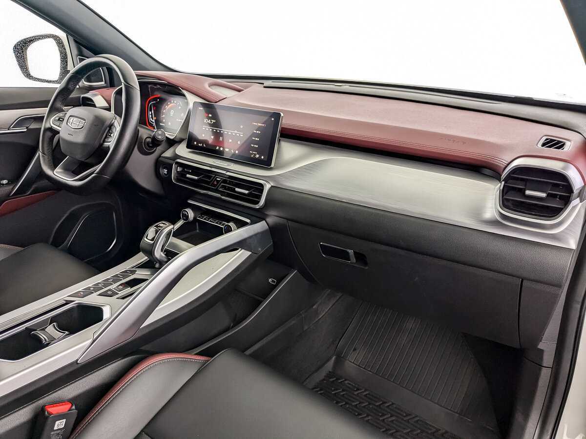 Купить Geely Coolray с пробегом. Фото: #10