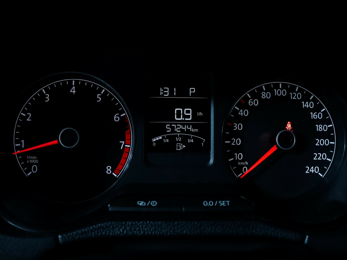 Купить Volkswagen Polo с пробегом. Фото: #8