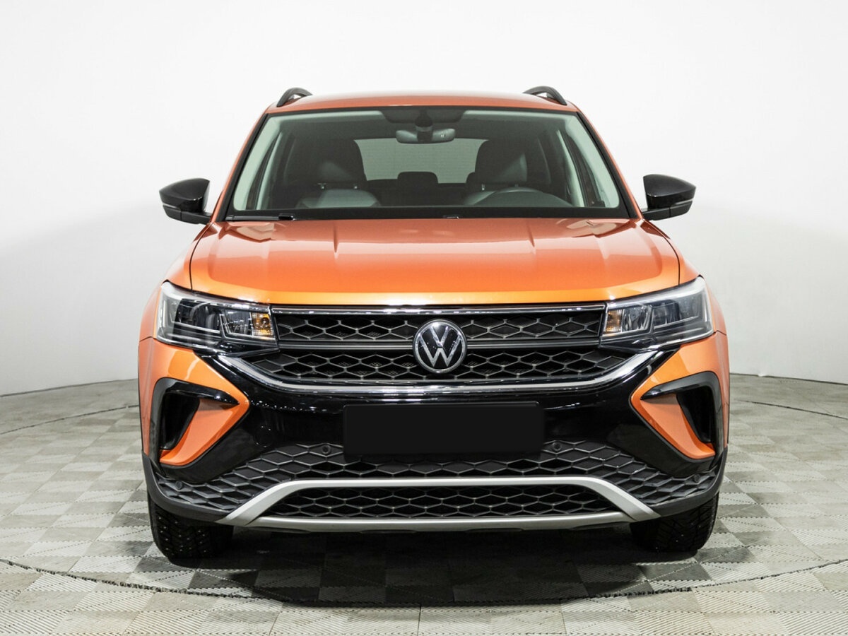 Купить Volkswagen Taos с пробегом. Фото: #1