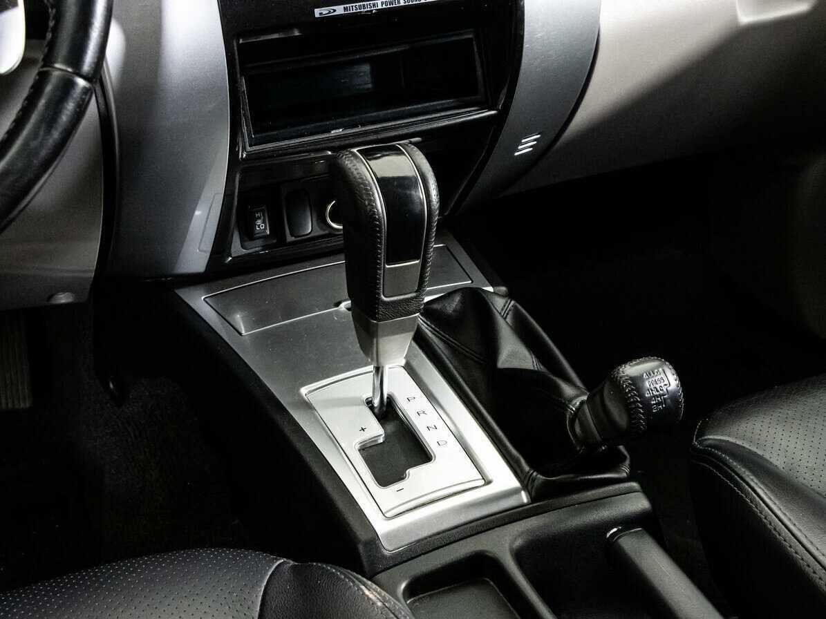 Купить Mitsubishi Pajero Sport с пробегом. Фото: #12