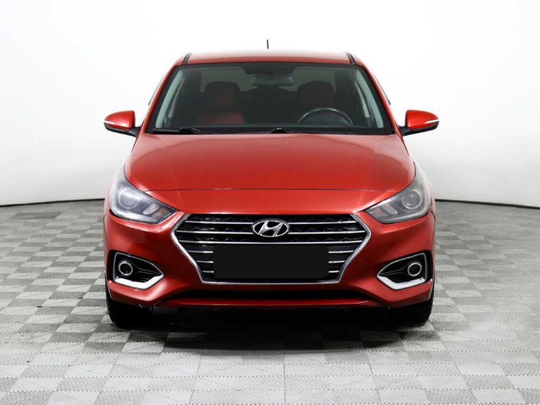Купить Hyundai Solaris с пробегом. Фото: #1
