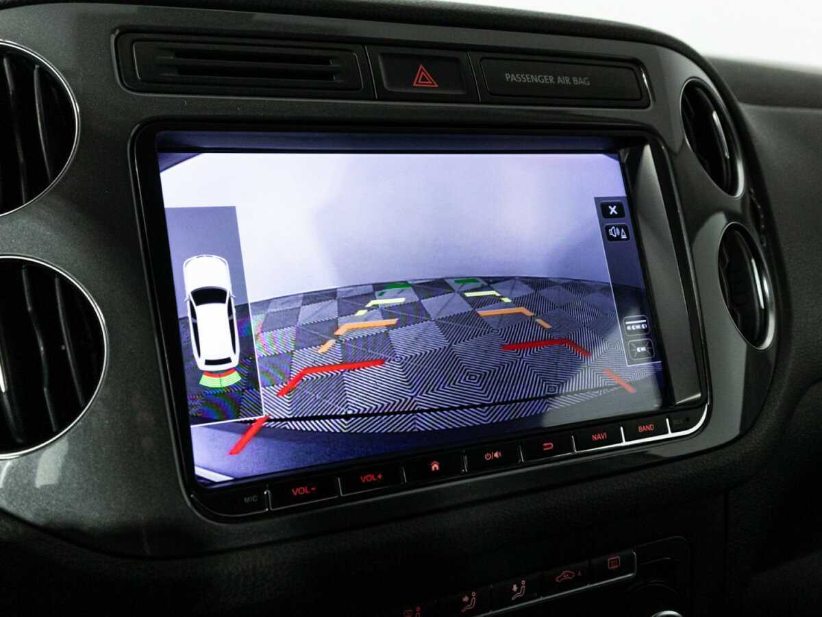 Купить Volkswagen Tiguan с пробегом. Фото: #14