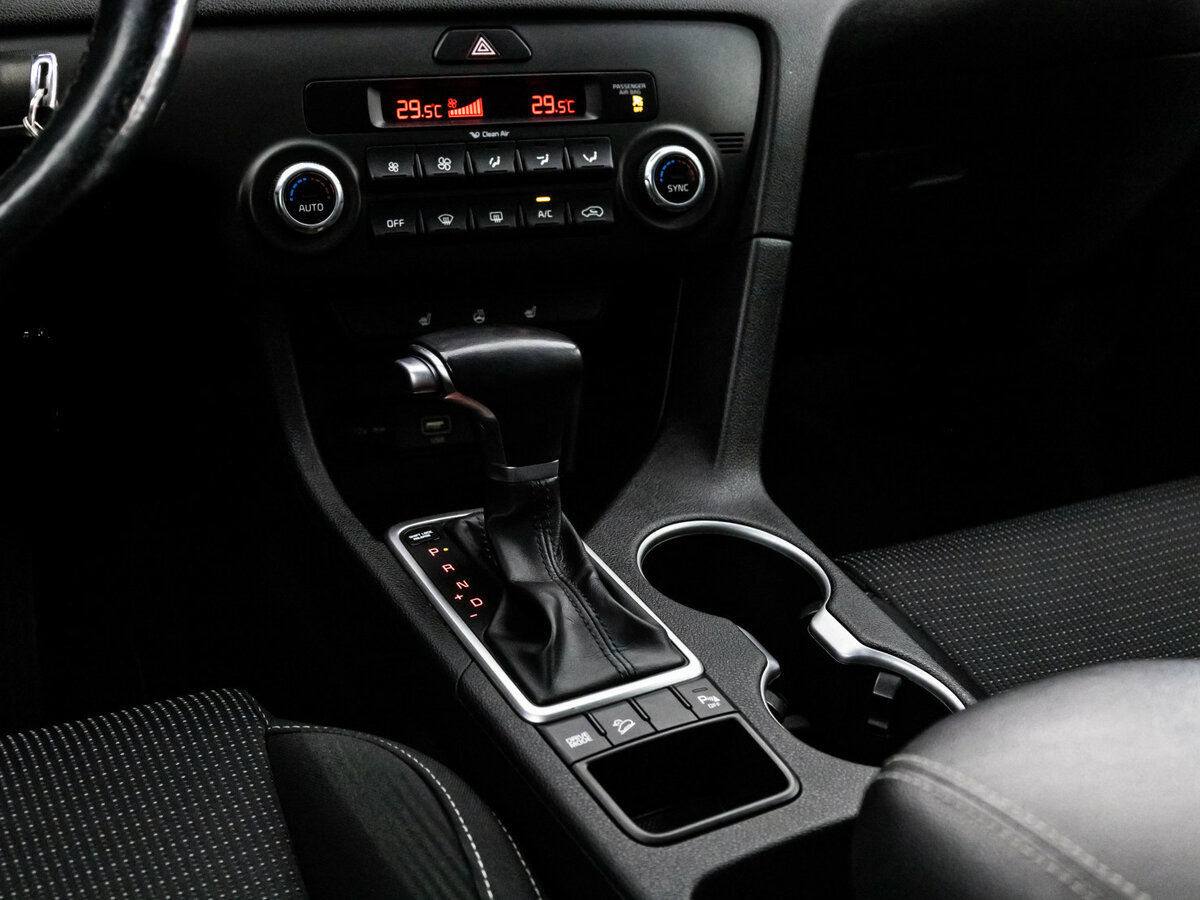 Купить Kia Sportage с пробегом. Фото: #10