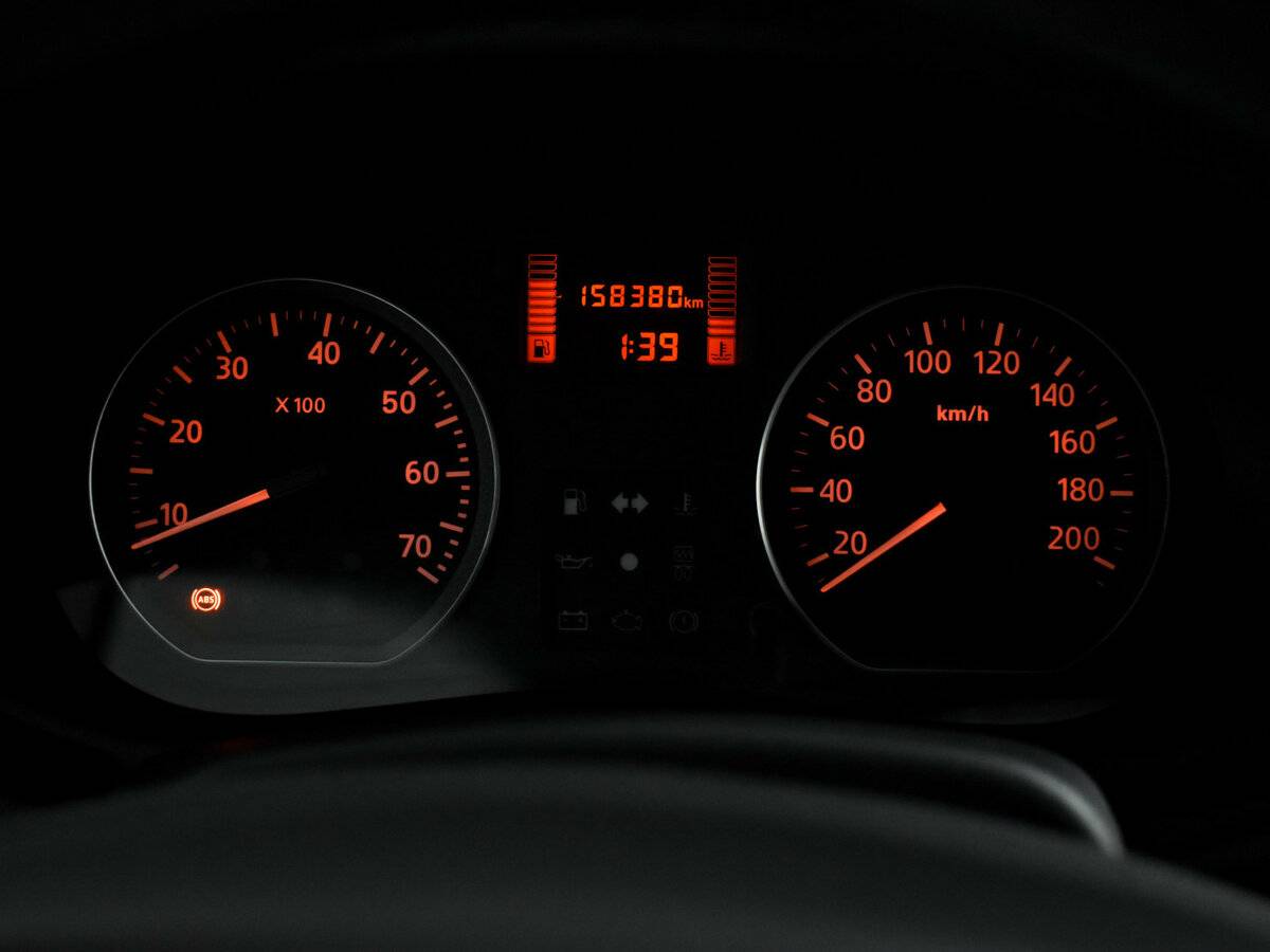 Купить Renault Sandero с пробегом. Фото: #17