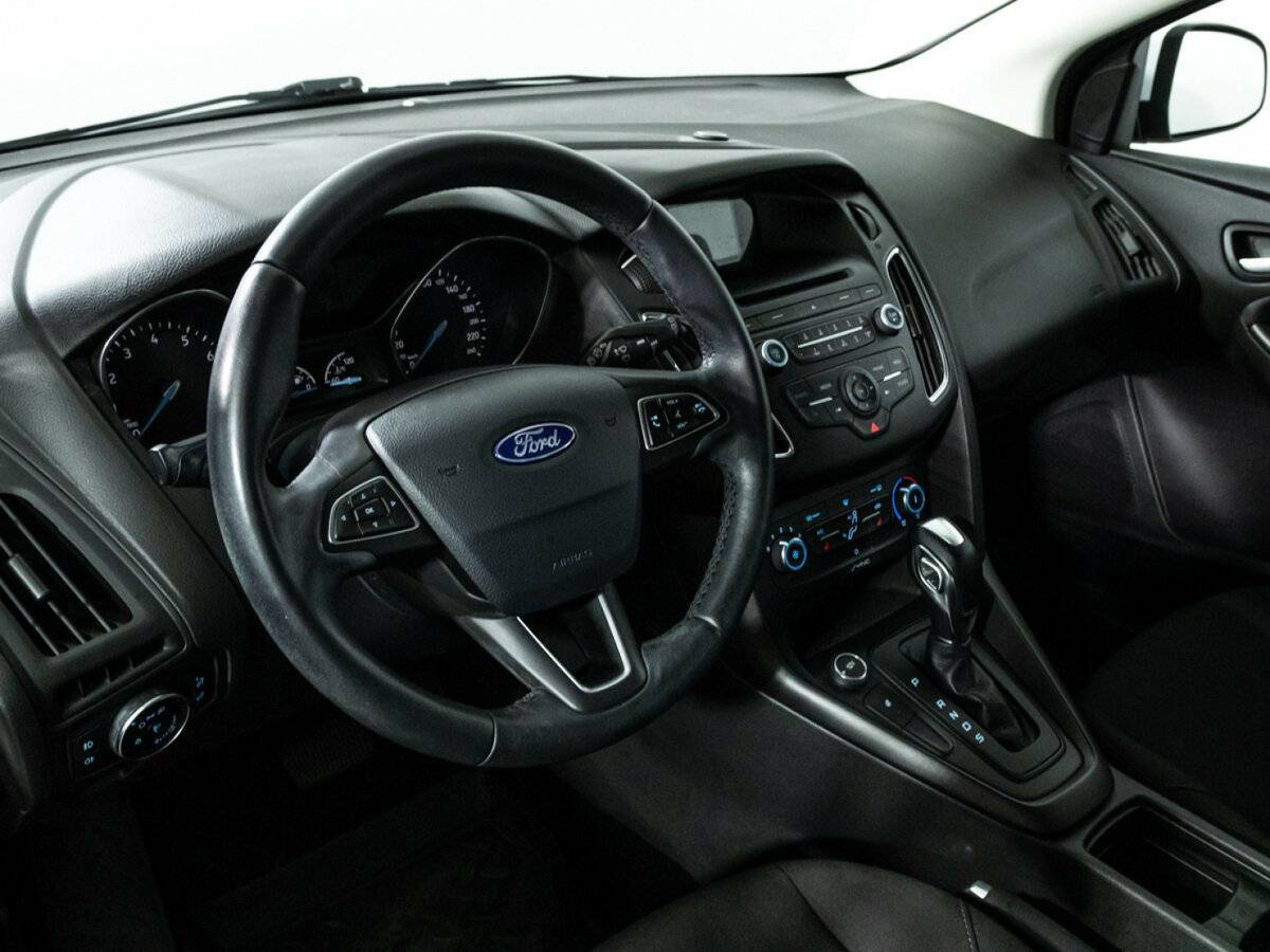 Купить Ford Focus с пробегом. Фото: #10