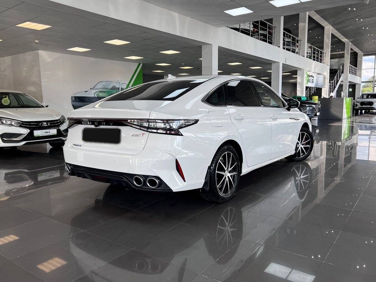 Купить Chery Arrizo 8 с пробегом. Фото: #1