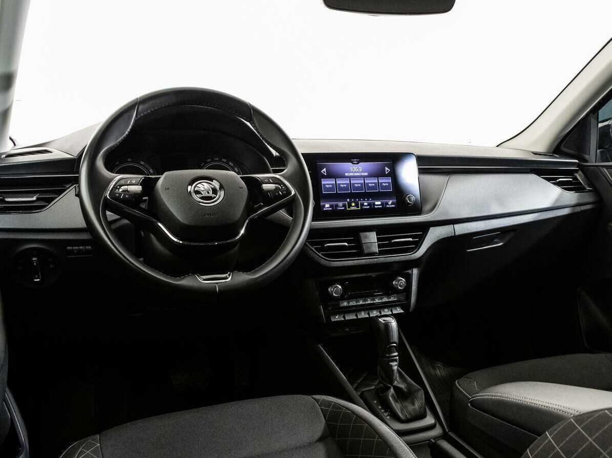 Купить Skoda Rapid с пробегом. Фото: #8