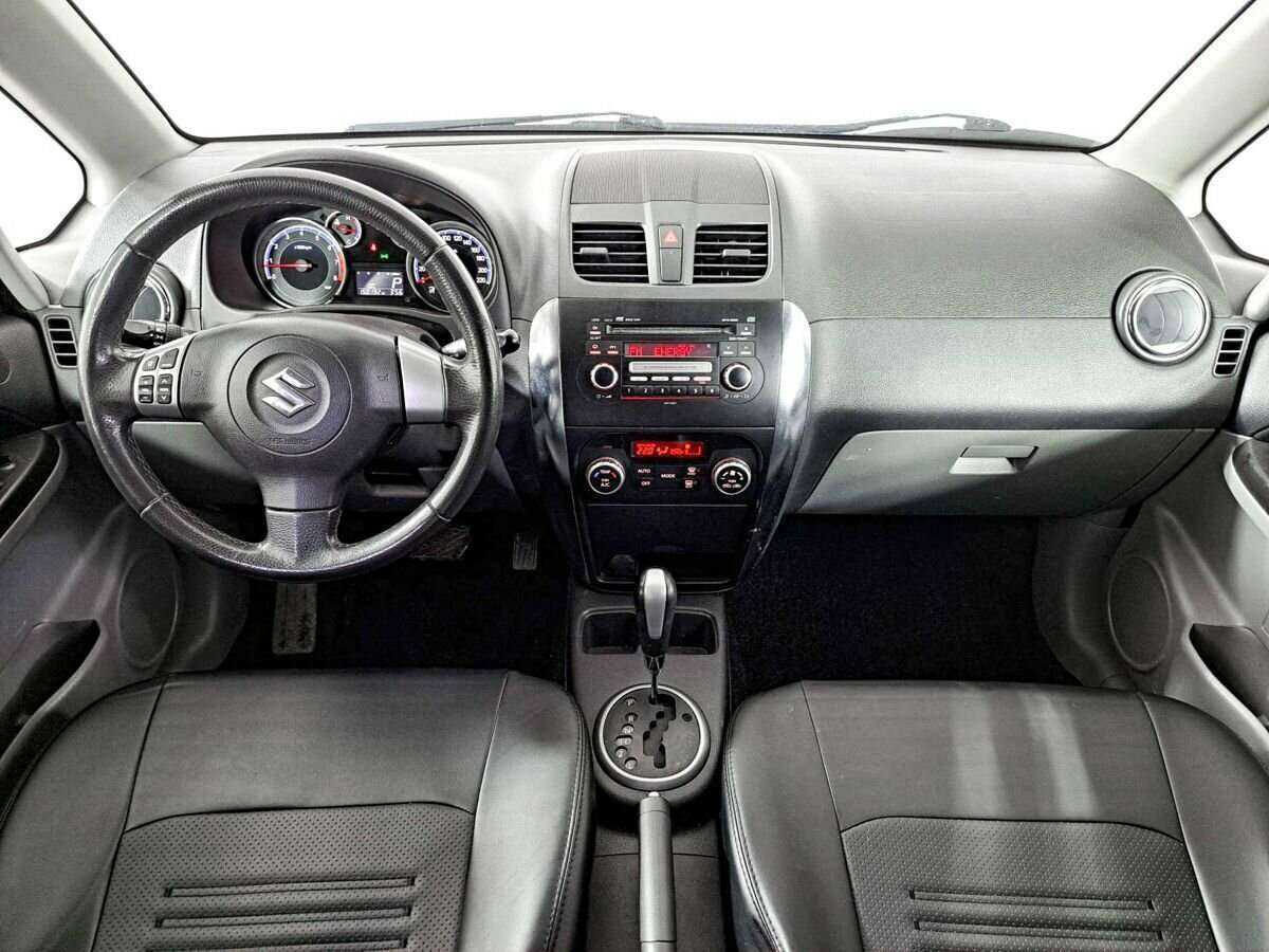 Купить Suzuki SX4 с пробегом. Фото: #11