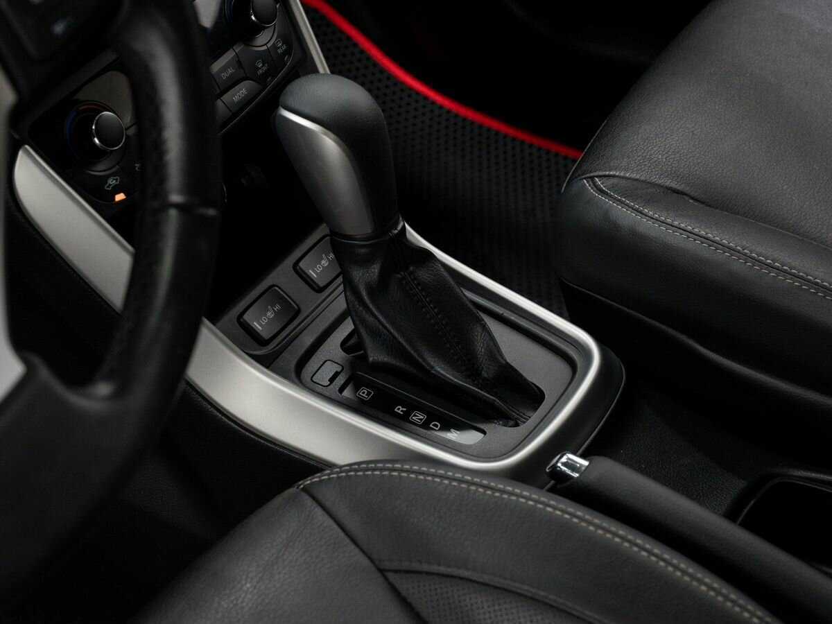 Купить Suzuki SX4 с пробегом. Фото: #16