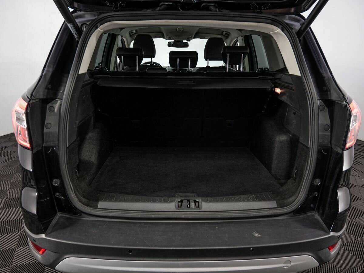 Купить Ford Kuga с пробегом. Фото: #28