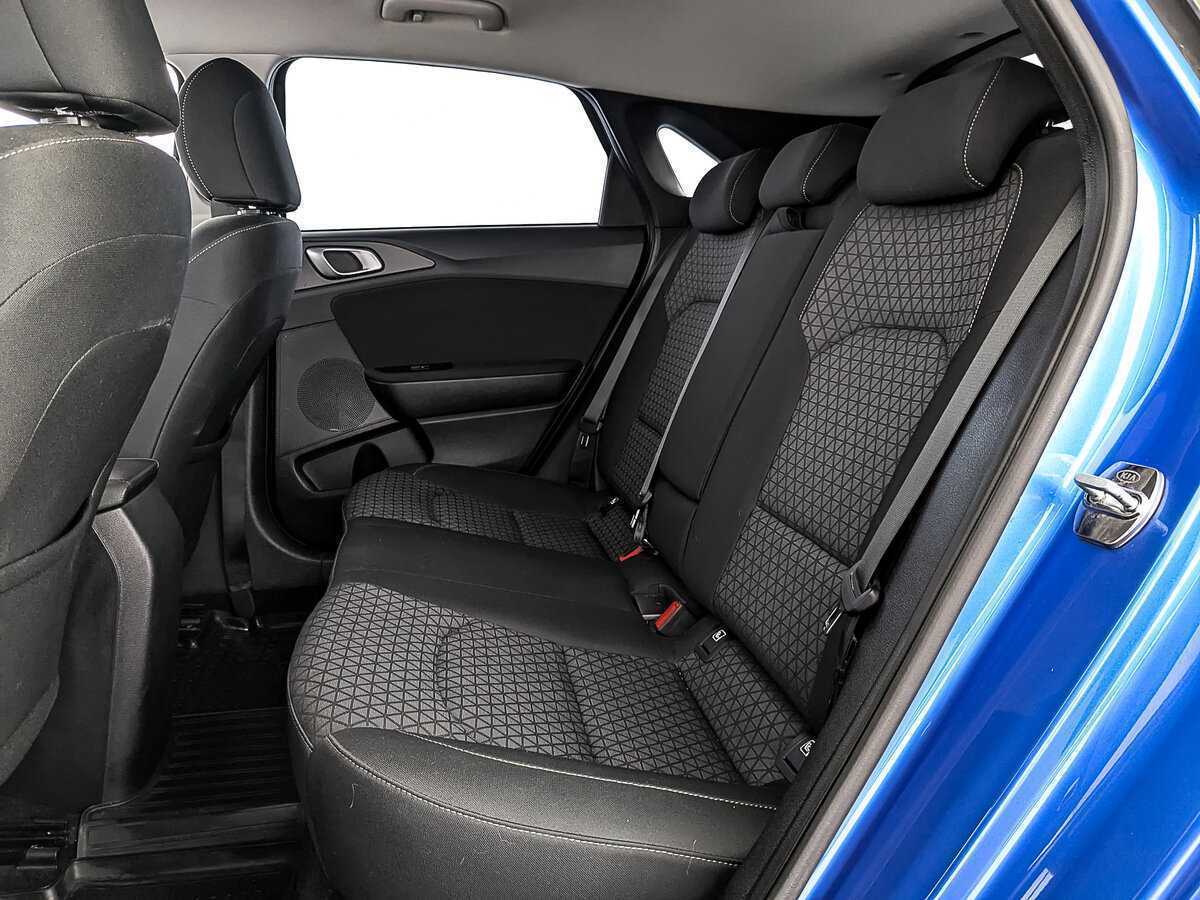 Купить Kia Ceed с пробегом. Фото: #11