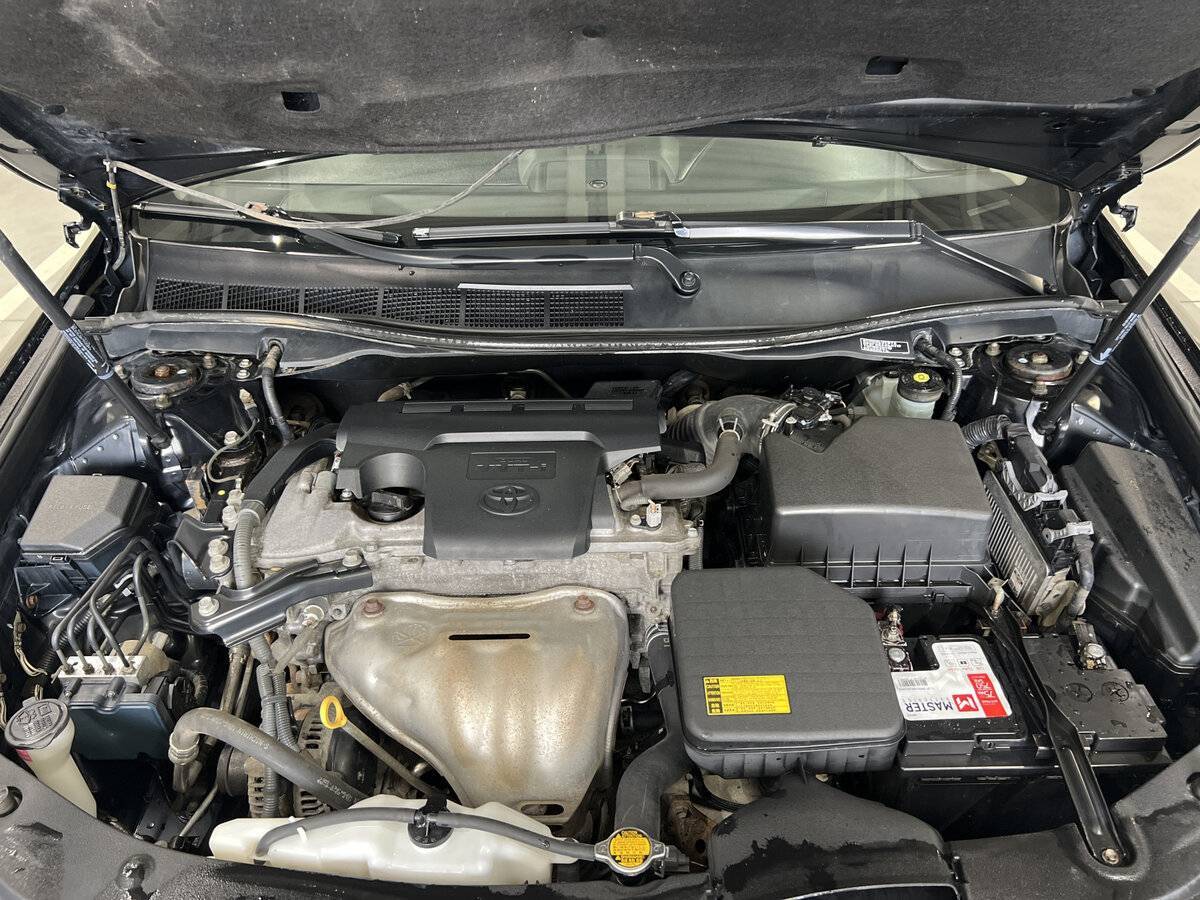 Купить Toyota Camry с пробегом. Фото: #8