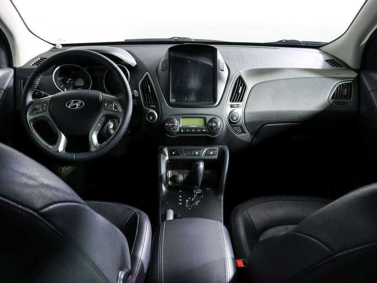 Купить Hyundai ix35 с пробегом. Фото: #11