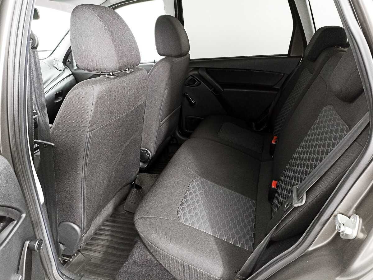 Купить Lada (ВАЗ) Granta с пробегом. Фото: #9