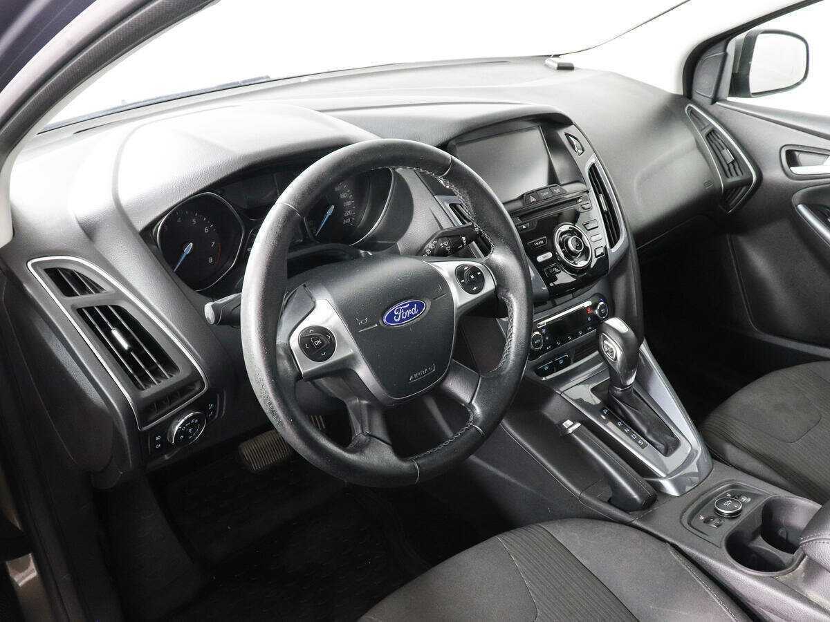 Купить Ford Focus с пробегом. Фото: #4