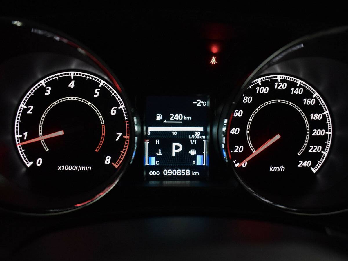 Купить Mitsubishi ASX с пробегом. Фото: #18