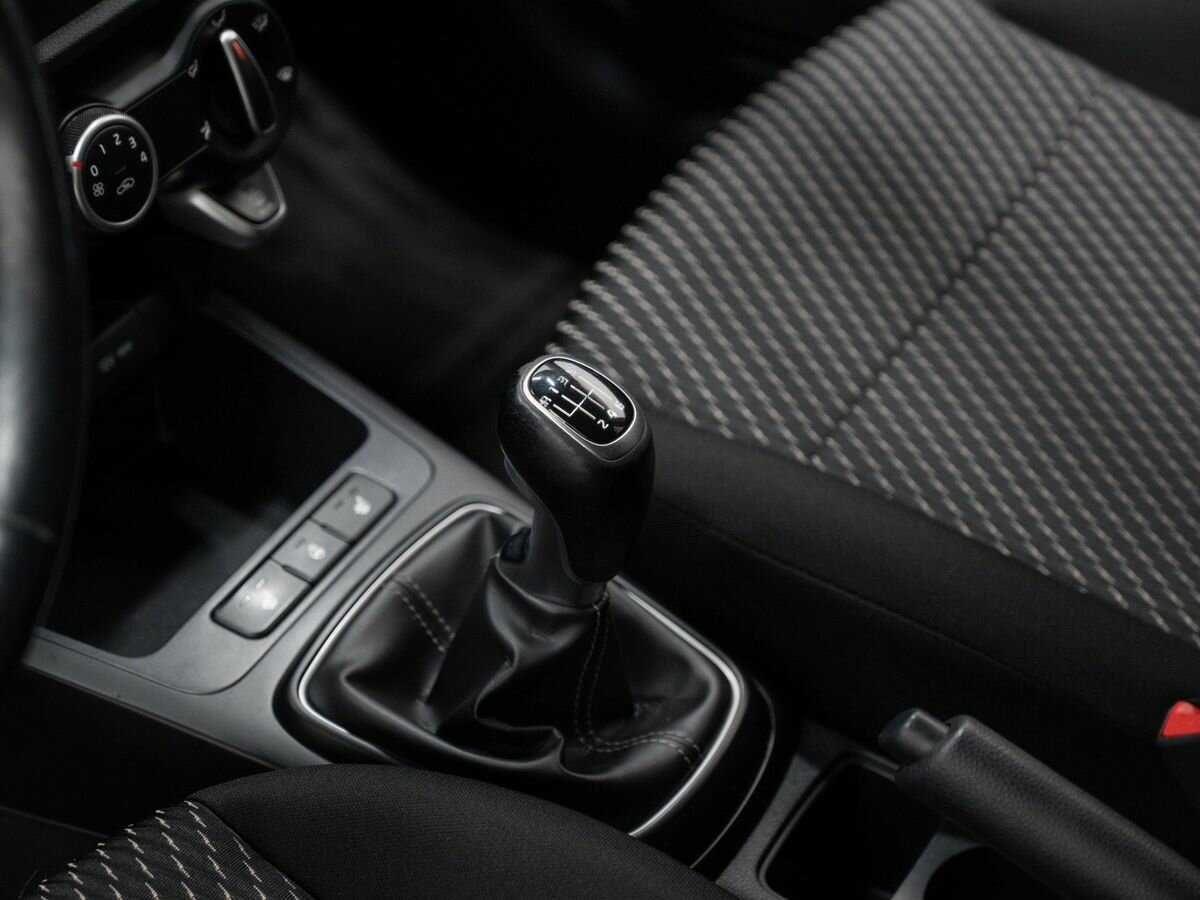 Купить Kia Rio с пробегом. Фото: #16