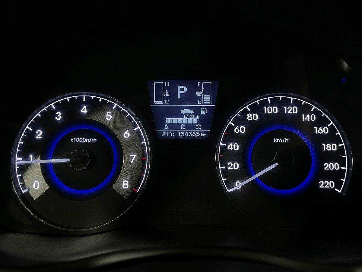 Купить Hyundai Solaris с пробегом. Фото: #8