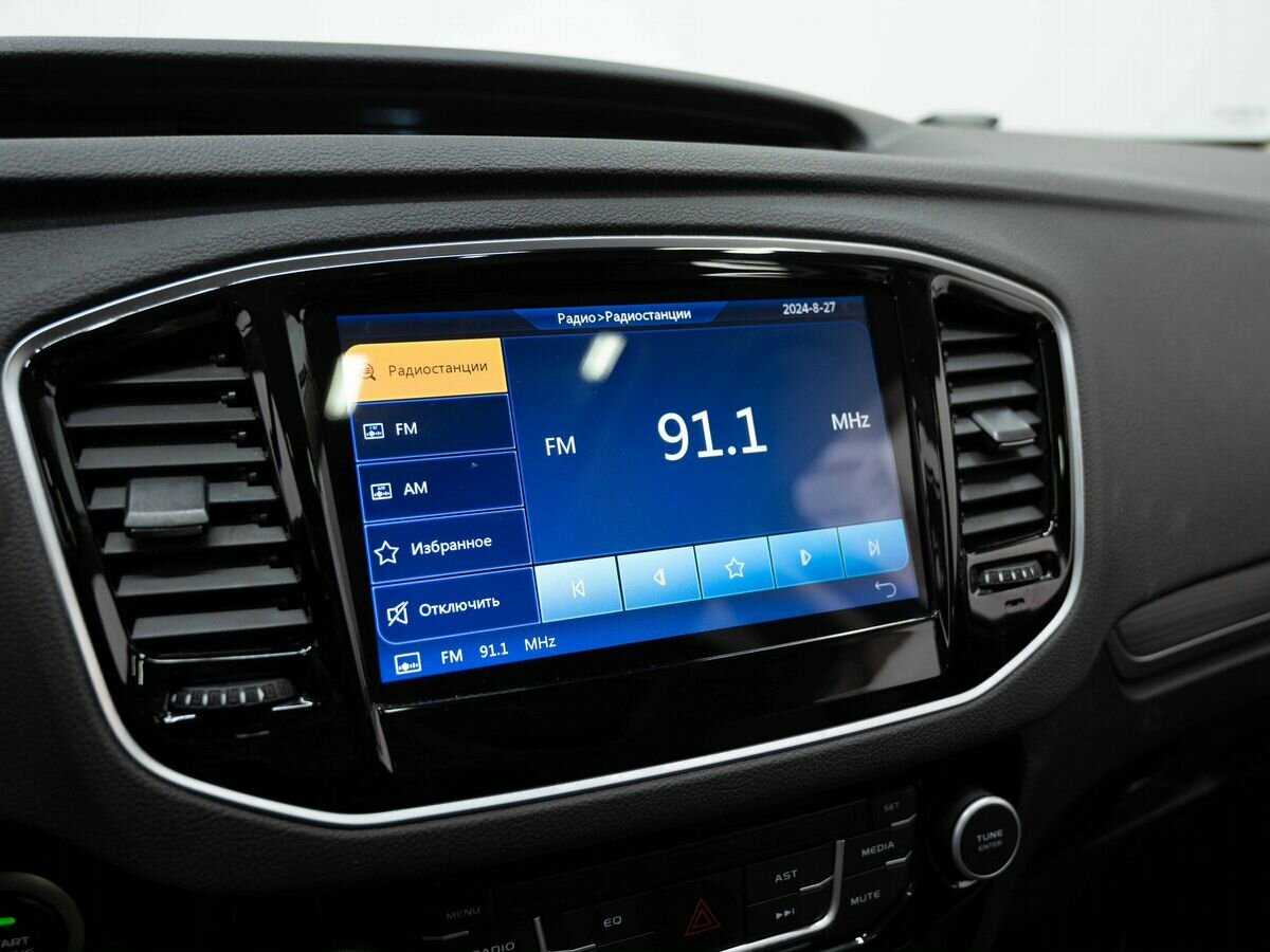 Купить Geely Emgrand X7 с пробегом. Фото: #21