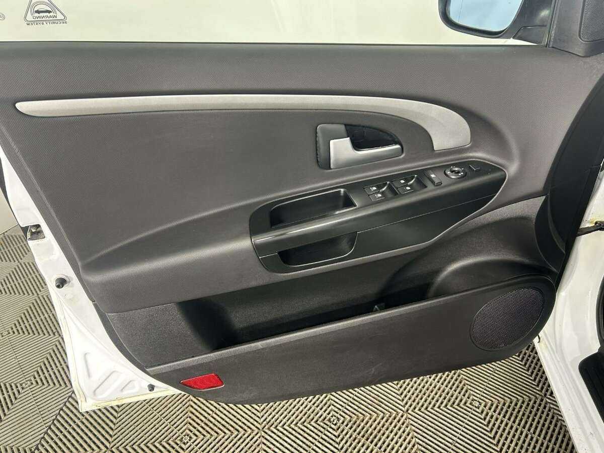 Купить Kia Ceed с пробегом. Фото: #7