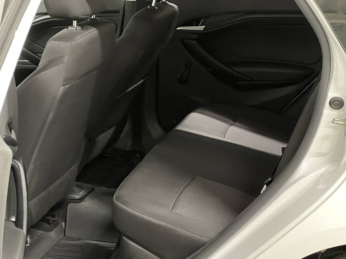 Купить Lada (ВАЗ) Vesta с пробегом. Фото: #11