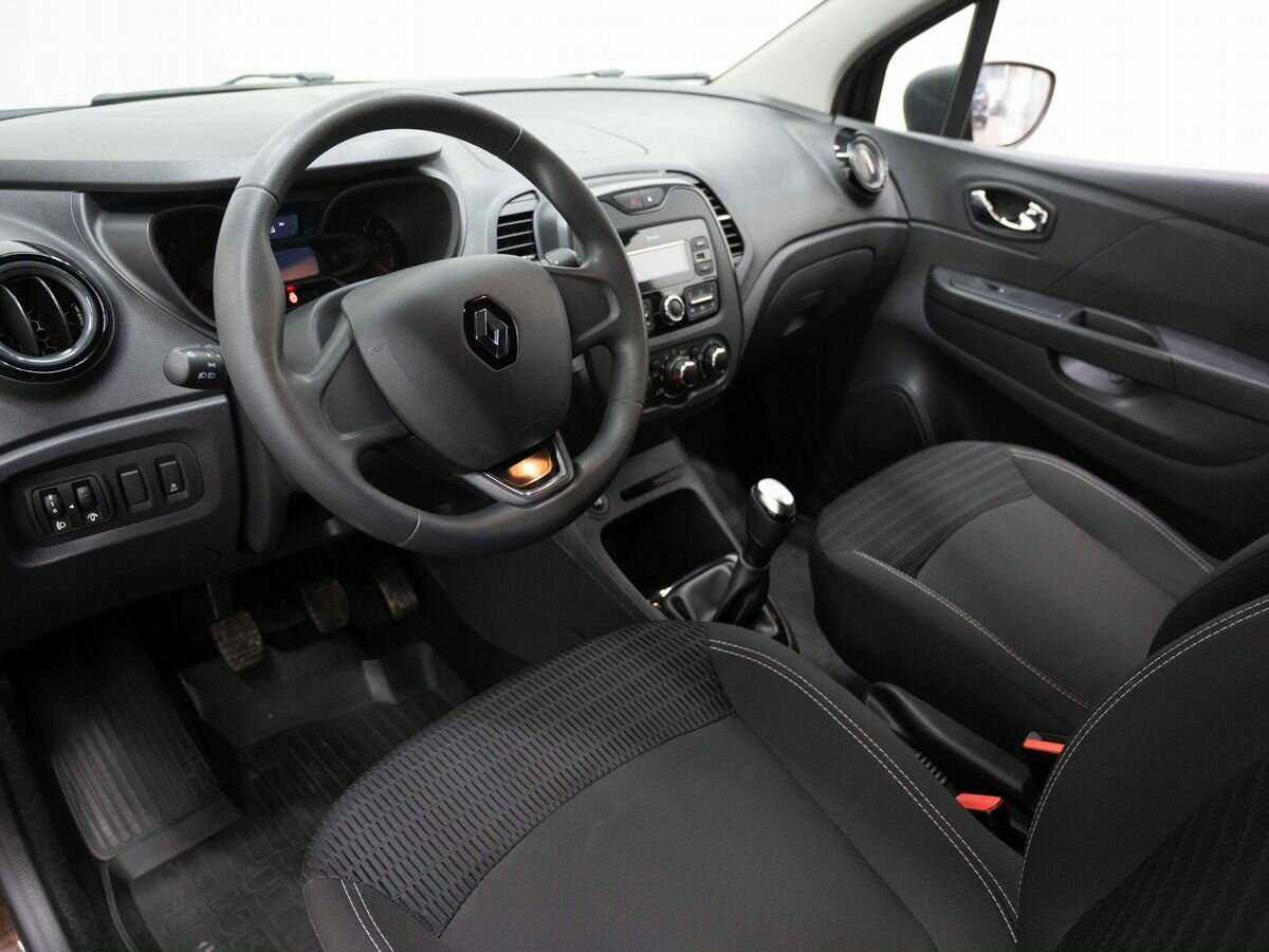 Купить Renault Kaptur с пробегом. Фото: #6