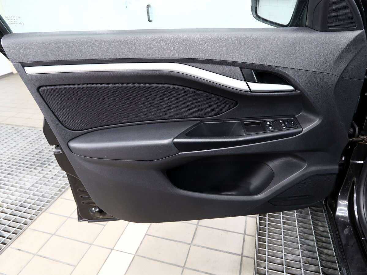 Купить Lada (ВАЗ) Vesta с пробегом. Фото: #7