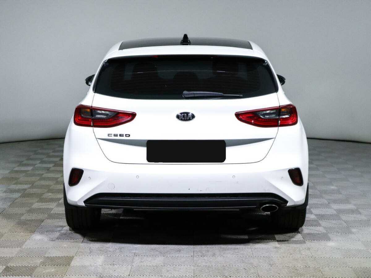Купить Kia Ceed с пробегом. Фото: #5