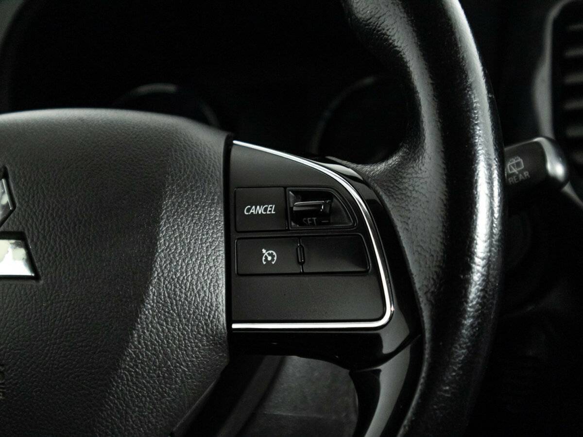 Купить Mitsubishi Outlander с пробегом. Фото: #16