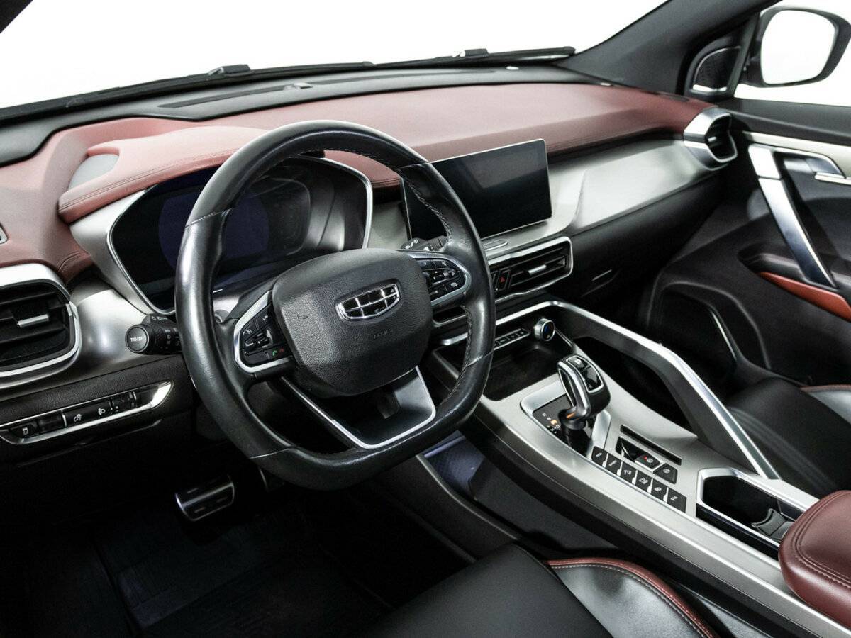 Купить Geely Coolray с пробегом. Фото: #10