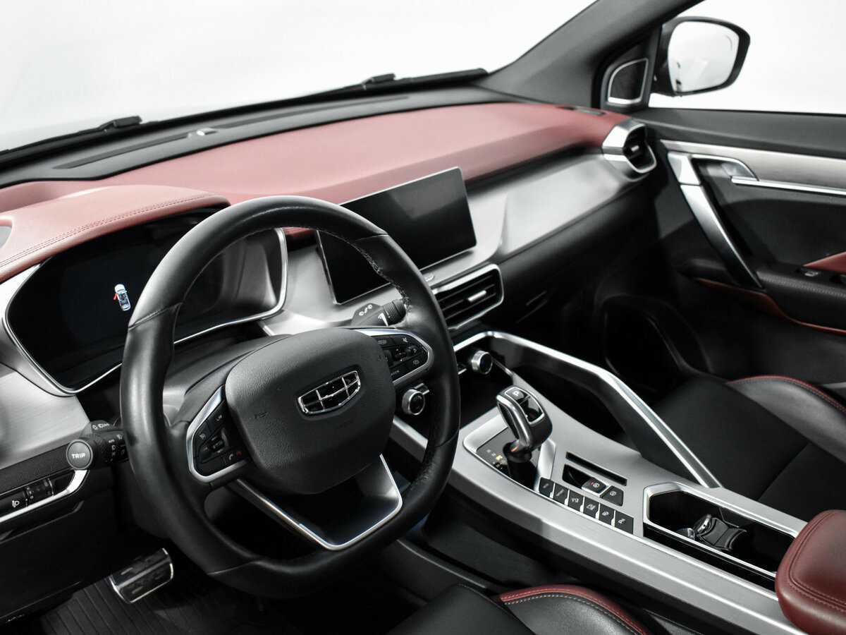 Купить Geely Coolray с пробегом. Фото: #8